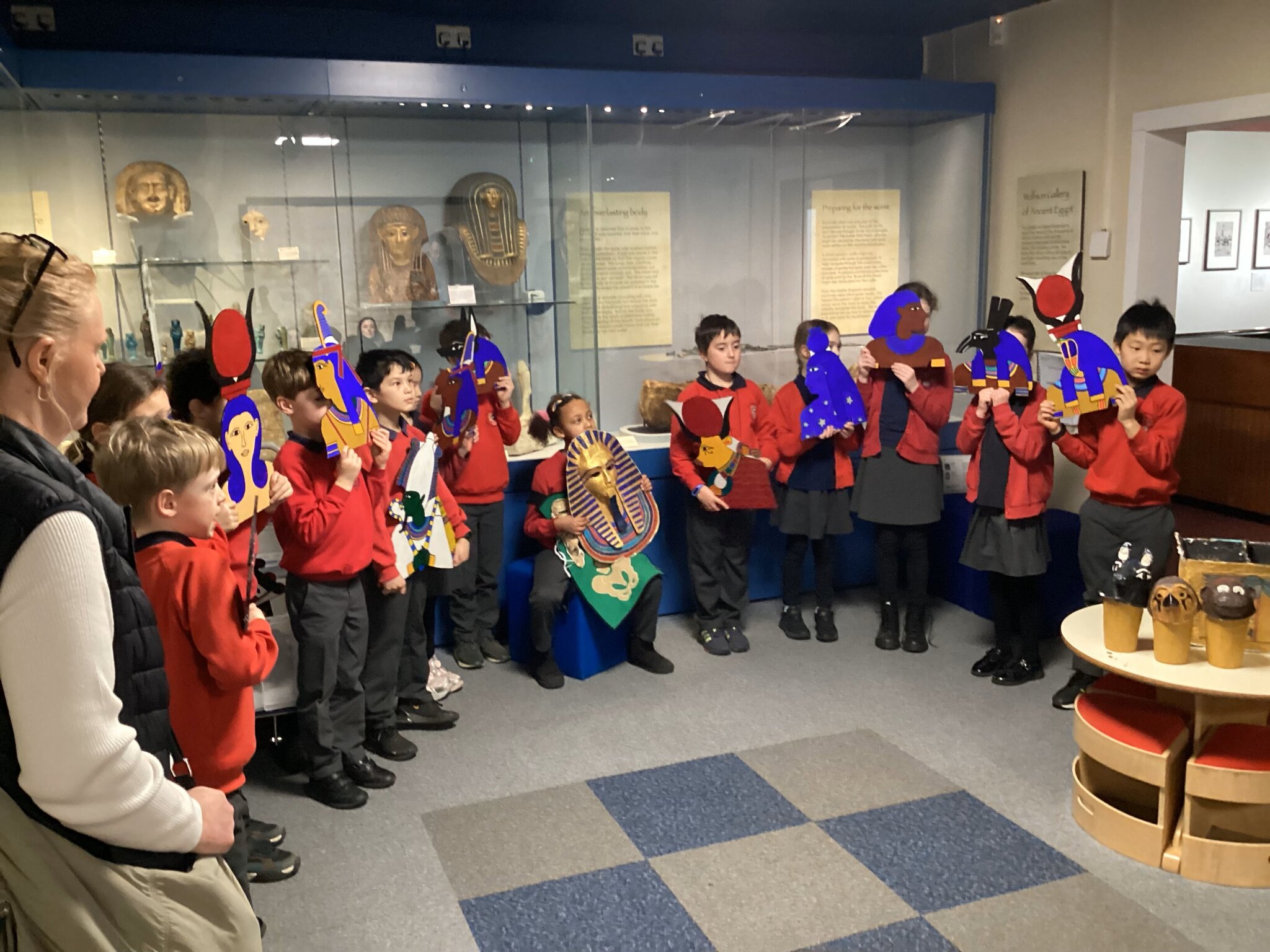 Image of Year 3 Oriental Museum trip